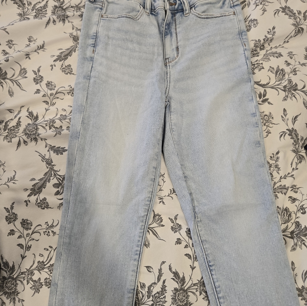 American Eagle Outfitters Light Wash Supper High Rise Jeggings